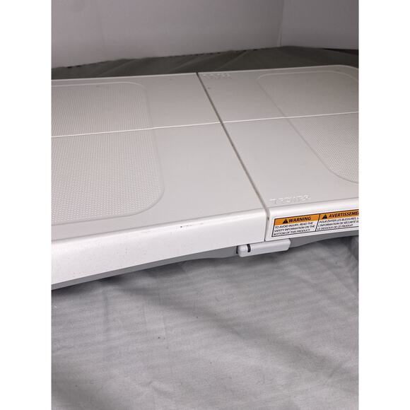 Wii Fit Balance Board Tested Working No Battery Cover - Picture 2 of 5